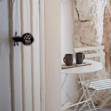Grotta Carlotta * Ostuni