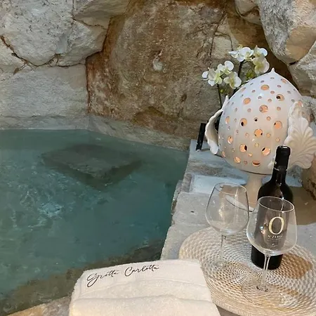Bed & Breakfast Grotta Carlotta