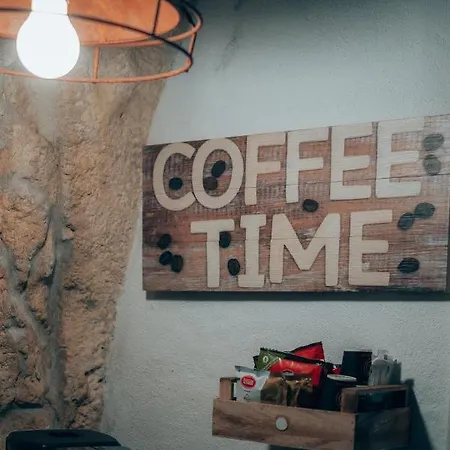 Grotta Carlotta Bed & Breakfast 4*