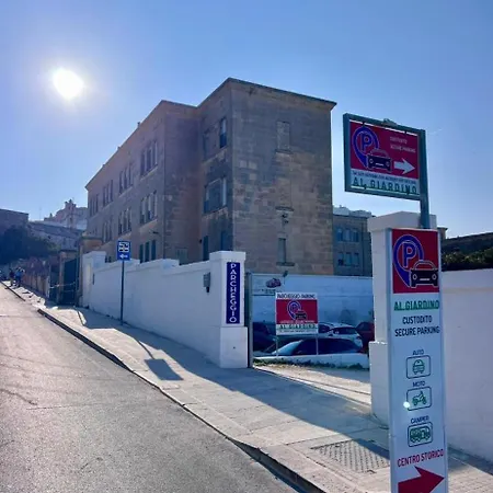 Bed & Breakfast Grotta Carlotta