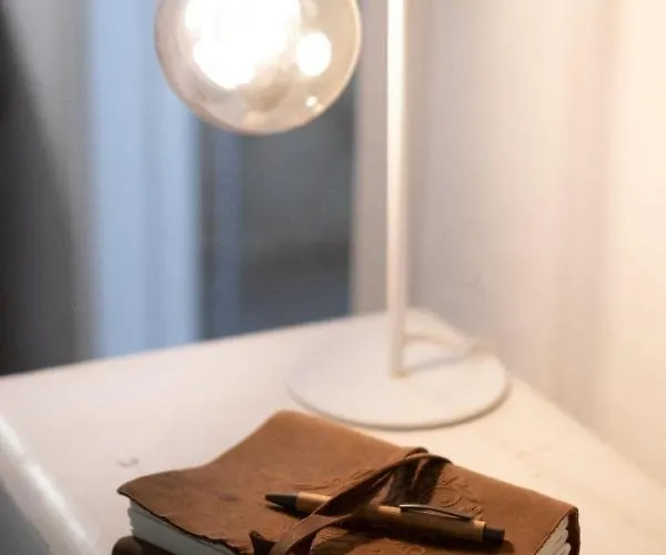 Grotta Carlotta לינה וארוחת בוקר